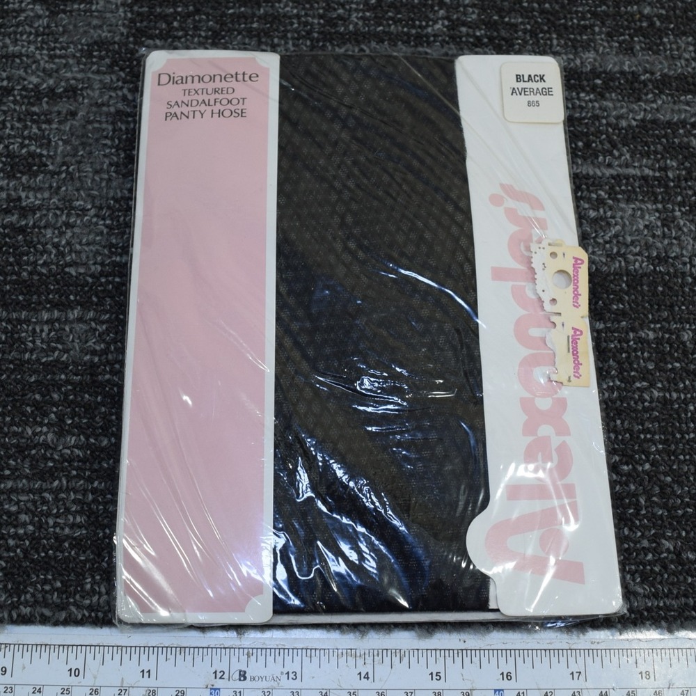 Vintage Alexander's Diamonette Textured Sandalfoot Panty Hose Black Average New